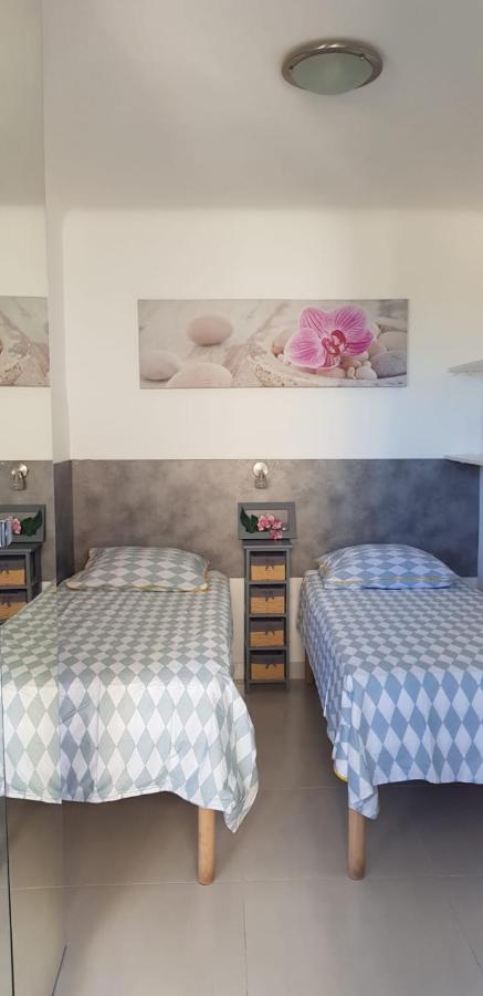 Cannes Les Pins Bagian luar foto