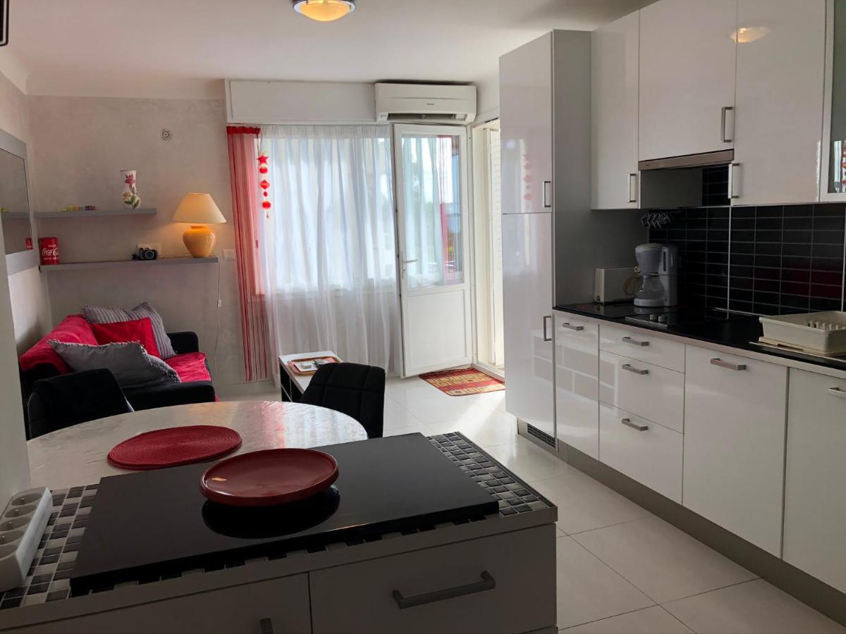 Cannes Les Pins Bagian luar foto